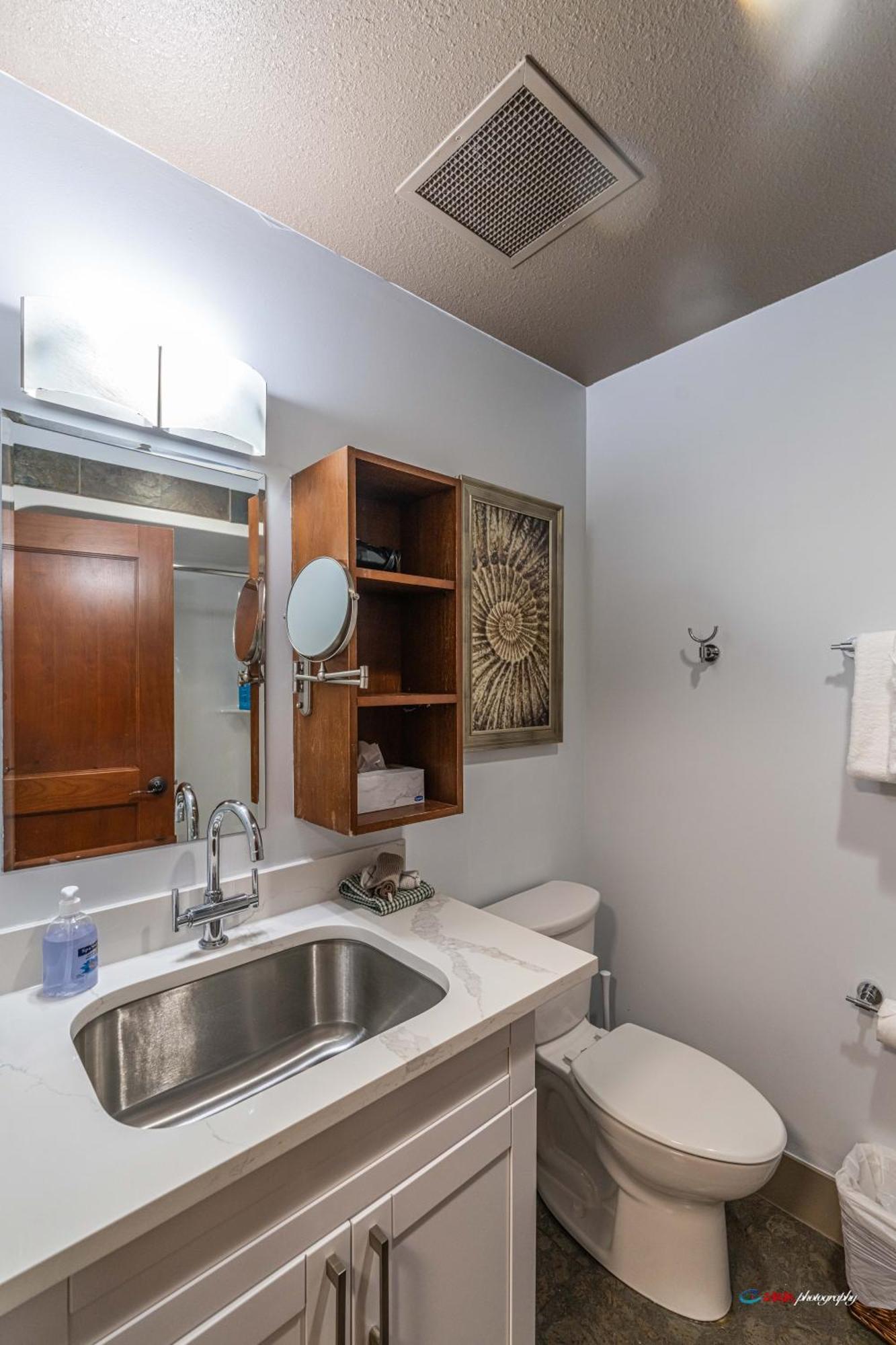 Solara With Pool/hot Tub/parking/gym *