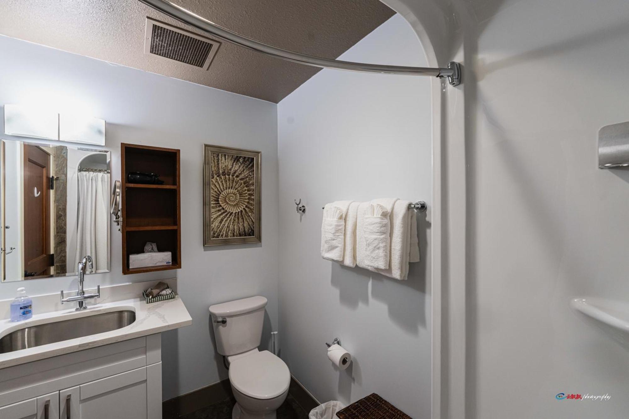 Solara With Pool/hot Tub/parking/gym Apartment *