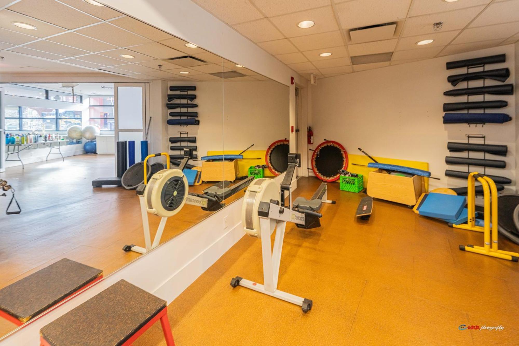 Apartment Solara With Pool/hot Tub/parking/gym Canmore